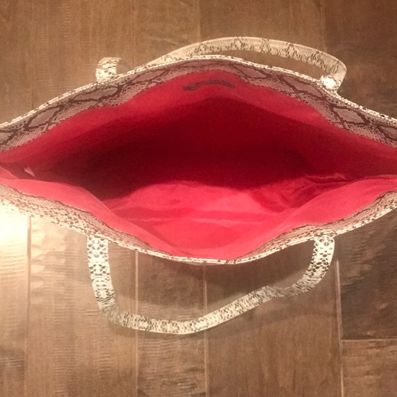 Nordstrom Vegan Python Print Tote - Picture 5 of 6